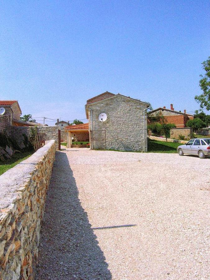 Family Friendly House With A Swimming Pool Orihi, Central Istria - Sredisnja Istra - 3415 Barban Exteriör bild