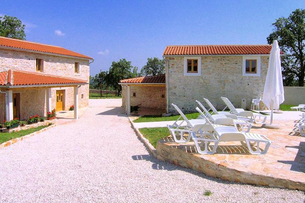 Family Friendly House With A Swimming Pool Orihi, Central Istria - Sredisnja Istra - 3415 Barban Exteriör bild