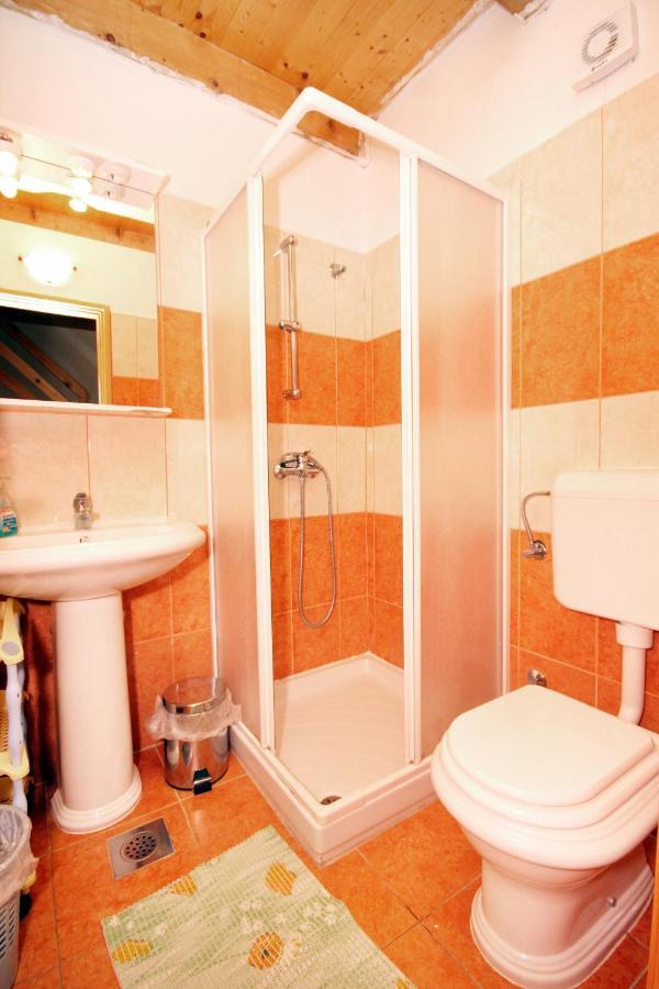 Family Friendly House With A Swimming Pool Orihi, Central Istria - Sredisnja Istra - 3415 Barban Exteriör bild