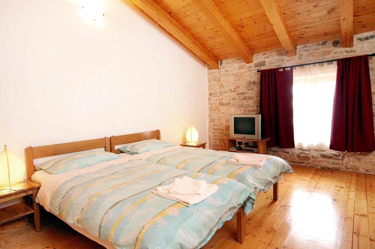 Family Friendly House With A Swimming Pool Orihi, Central Istria - Sredisnja Istra - 3415 Barban Exteriör bild