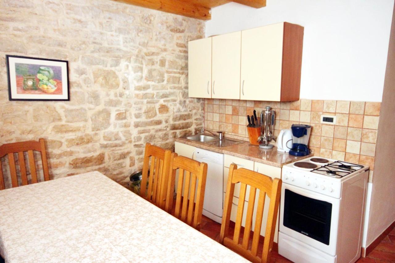 Family Friendly House With A Swimming Pool Orihi, Central Istria - Sredisnja Istra - 3415 Barban Exteriör bild